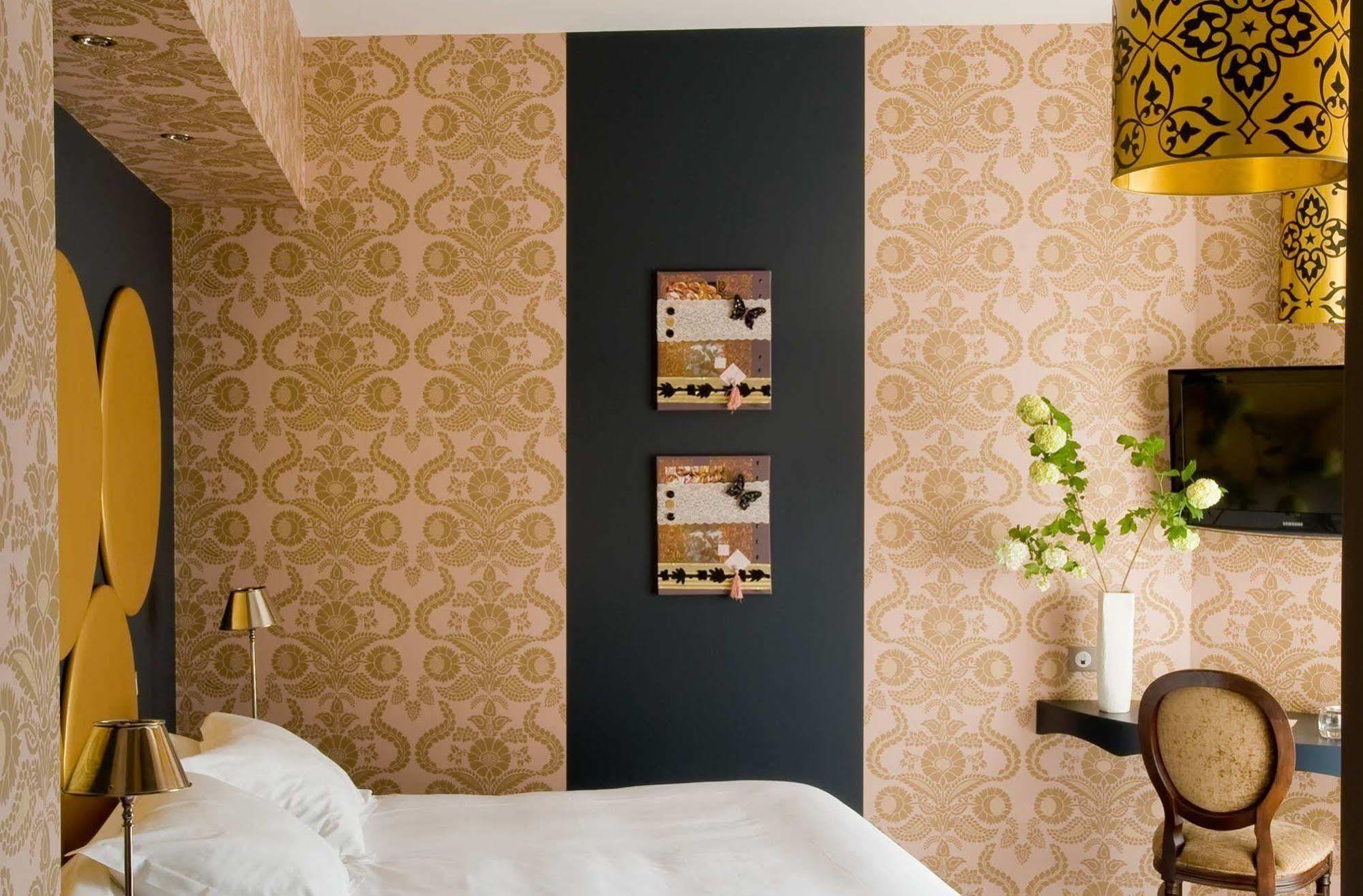 Hotel Spa Frederic Carrion Et Sa Table Gastronomique Viré 外观 照片